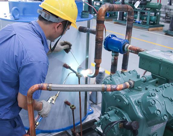 20噸直冷式塊冰機(jī)有多重，工作原理是什么