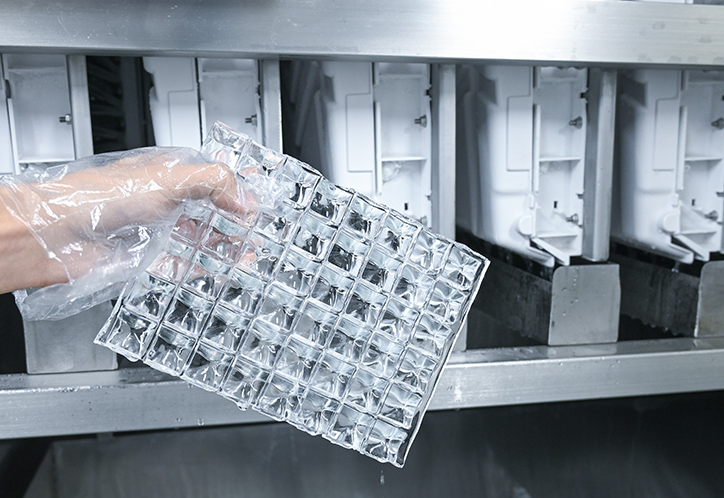 冰塊可食用的顆粒冰機設(shè)備