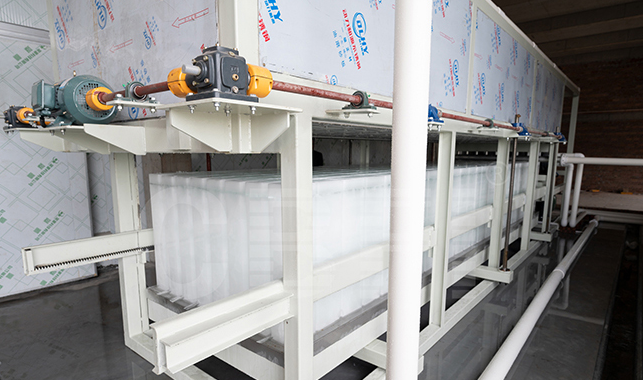 選購(gòu)200噸級(jí)制冰機(jī)時(shí)