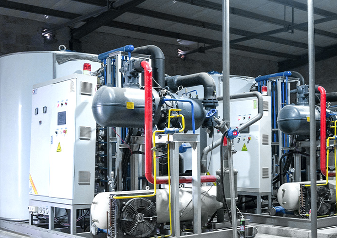 這類設(shè)備的設(shè)計(jì)注重耐用性和能效，因此，其初始投資成本相對(duì)較高