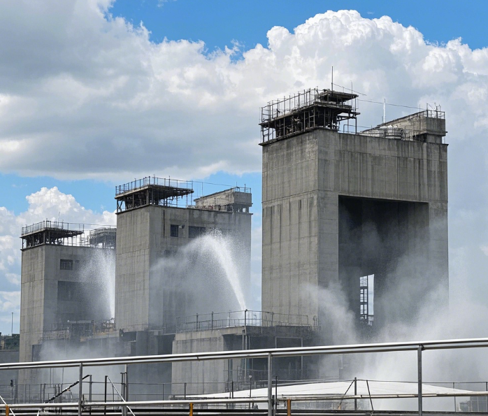 如何解決高標號混凝土降溫難題