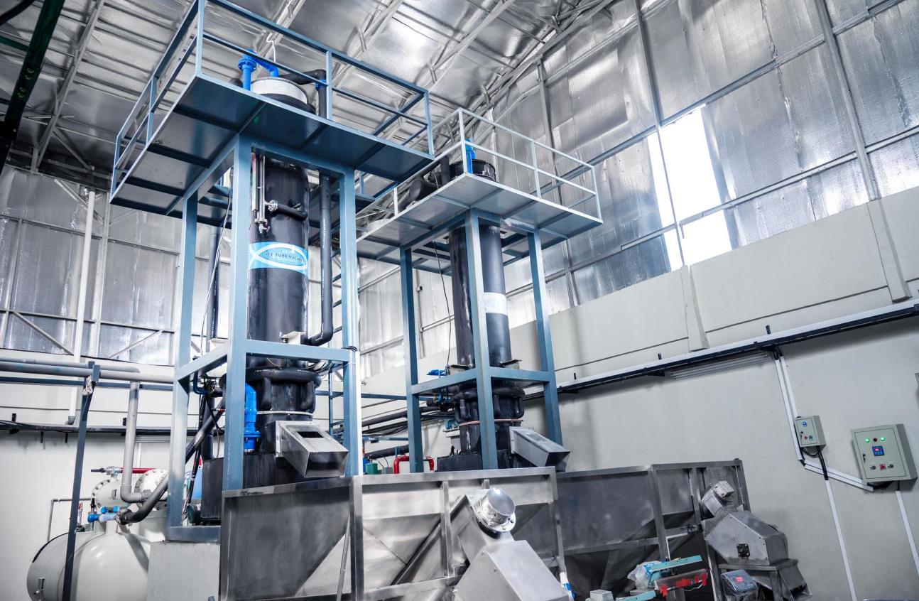 2臺日產量30噸管冰機